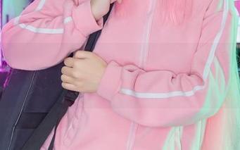 从未想过的秘书形象:Umeko J的写真图集让人惊喜